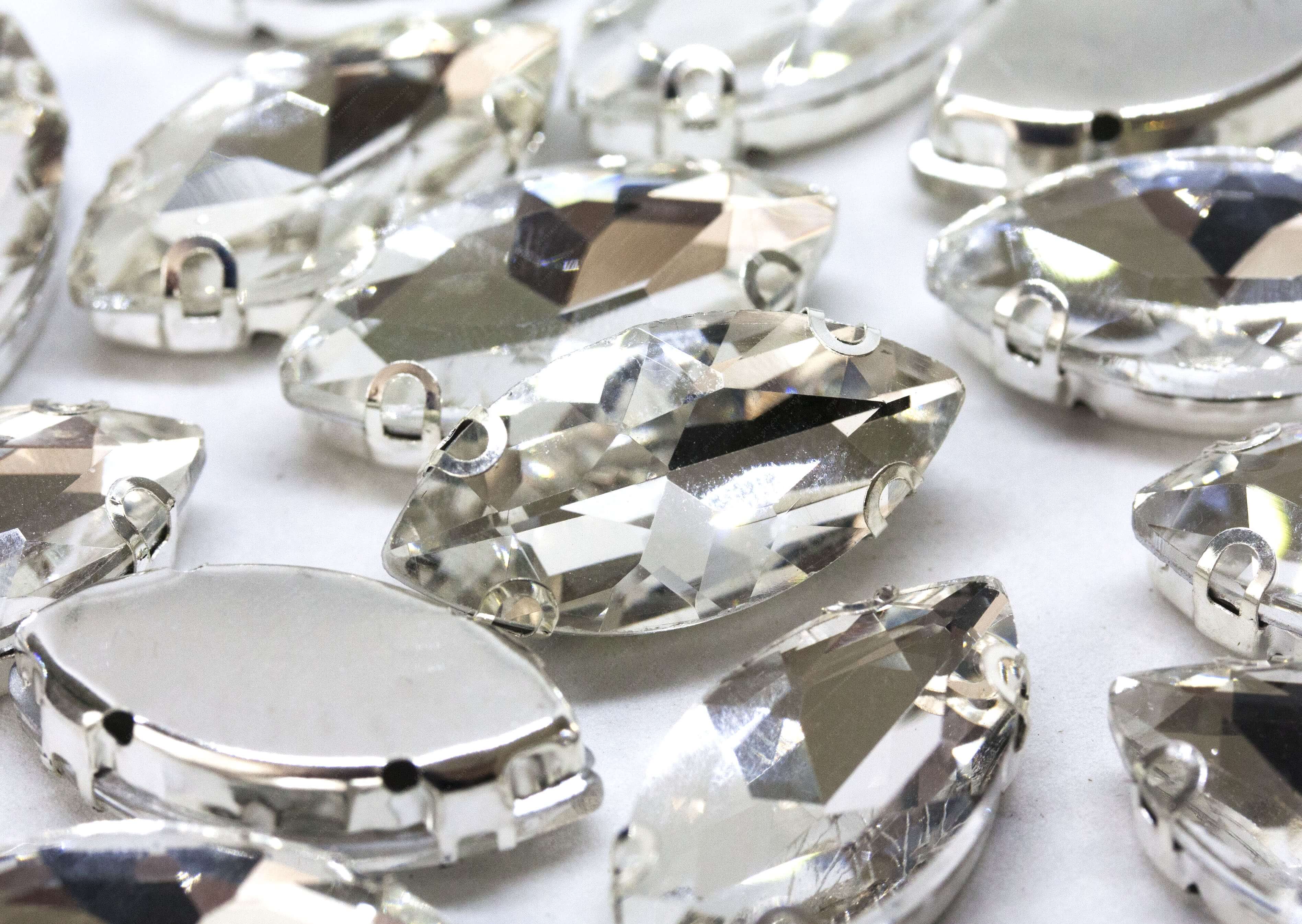 Маркіза в цапах Crystal 13*27мм
